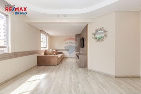 6_photo/94dce37c39.c73b78bac5a2f3b6-ATLAS-6546f581-b4a6-48ac-a199-e06cc5bf8140.jpg de apartamento à venda com 4 quartos, 160m² em Água Verde, Curitiba