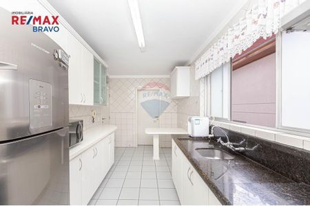 8_photo/94dce37c39.c73b78bac5a2f3b6-ATLAS-76bf9871-4daf-48a9-abc5-7f3a5b869693.jpg de apartamento à venda com 4 quartos, 160m² em Água Verde, Curitiba