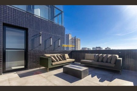 4_photo/94dce37c75.9729ee28e62056ed-ATLAS-51679eb2-059e-4805-be0b-6d3c2a1f9e31.jpg de apartamento à venda com 1 quarto, 19m² em Água Verde, Curitiba