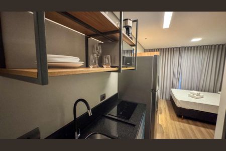 2_photo/94dce37c75.ba28ac026bb0fdca-ATLAS-b3a4c9e8-0a28-4dc2-92f0-1d2dbd0437a8.jpg de kitnet/studio para alugar com 1 quarto, 19m² em Água Verde, Curitiba