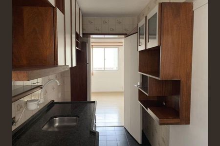 12_photo/94dce37c77.9c08b71b14b20f31-ATLAS-2a4c5a8c-0911-478d-a2d0-8e4ab09db0e1.jpg de apartamento à venda com 2 quartos, 71m² em Água Verde, Curitiba