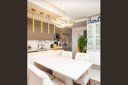 3_photo/94dce37cad.a0ef0bb9dd60d221-ATLAS-1feb91d5-1d83-4dcd-8d05-96632fe5c7f2.jpg de apartamento à venda com 2 quartos, 91m² em Água Verde, Curitiba