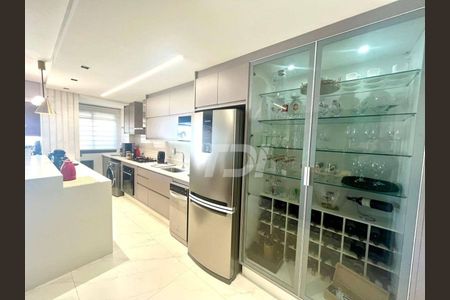 14_photo/94dce37cad.dfe544c85b6378e5-ATLAS-221491f1-00f9-4757-9c05-25c4e4e6a87f.jpg de apartamento à venda com 2 quartos, 91m² em Água Verde, Curitiba