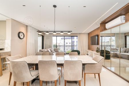 2_photo/94dce37cdb.ab90d9c07dc01a87-ATLAS-350e64c7-64ed-4ac3-baa0-dab5c7f06e13.jpg de apartamento à venda com 3 quartos, 145m² em Água Verde, Curitiba