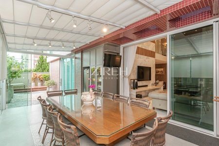 12_photo/94dce37cf7.e2dee8df1601a9ef-ATLAS-2c260b76-9e24-4d06-b29f-a7c56d824121.jpg de apartamento à venda com 4 quartos, 342m² em Água Verde, Curitiba