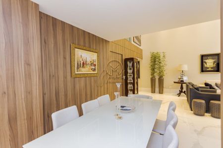 9_photo/94dce37cf9.0fca3daec1aa15fd-ATLAS-859ebfee-9b4a-41fe-9481-7ce4b284c2ad.jpg de apartamento à venda com 4 quartos, 300m² em Água Verde, Curitiba