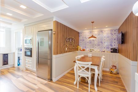 27_photo/94dce37cf9.0fca3daec1aa15fd-ATLAS-e2db2436-6410-42f2-b24e-fcabb6006c8e.jpg de apartamento à venda com 4 quartos, 300m² em Água Verde, Curitiba