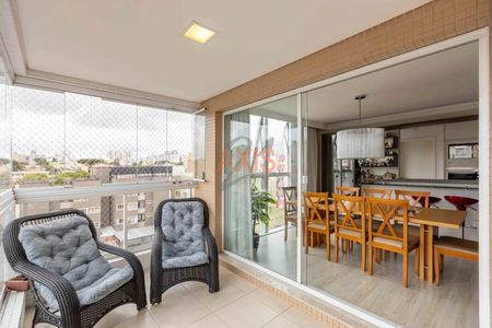 4_photo/94dce37d53.b70dc5ac3e51150d-ATLAS-1ed9cdc8-48cb-46ba-aff0-49bb0a1eea8d.jpg de apartamento à venda com 4 quartos, 145m² em Água Verde, Curitiba