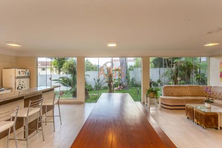 8_photo/94dce37d85.6f42d91f51f3b499-ATLAS-30442be0-e363-4edf-96eb-6c60cf08896f.jpg de casa à venda com 4 quartos, 350m² em Água Verde, Curitiba