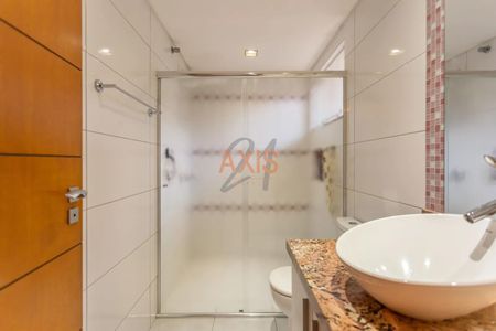 29_photo/94dce37d85.6f42d91f51f3b499-ATLAS-5d73b780-379d-43a4-b8fc-1bdc7f5b7a7f.jpg de casa à venda com 4 quartos, 350m² em Água Verde, Curitiba