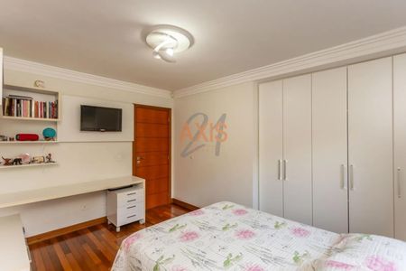 25_photo/94dce37d85.6f42d91f51f3b499-ATLAS-ff8d36e8-1cc9-4b38-84f9-bd8d5ad46e70.jpg de casa à venda com 4 quartos, 350m² em Água Verde, Curitiba