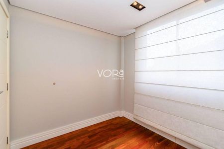 18_photo/94dce37db9.41d999924f8b3a2a-ATLAS-00759eff-ed15-41f3-a45c-a6376e1f9960.jpg de apartamento à venda com 2 quartos, 138m² em Água Verde, Curitiba