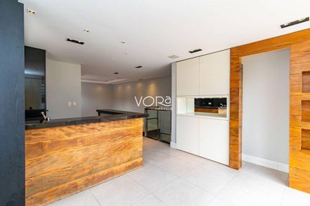 38_photo/94dce37db9.41d999924f8b3a2a-ATLAS-32fa9505-6ead-46be-989d-cf96b5175f02.jpg de apartamento à venda com 2 quartos, 138m² em Água Verde, Curitiba