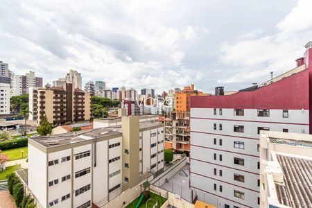 46_photo/94dce37db9.41d999924f8b3a2a-ATLAS-3b3a8348-920f-4cf0-a2ea-c18cfeb7a6eb.jpg de apartamento à venda com 2 quartos, 138m² em Água Verde, Curitiba