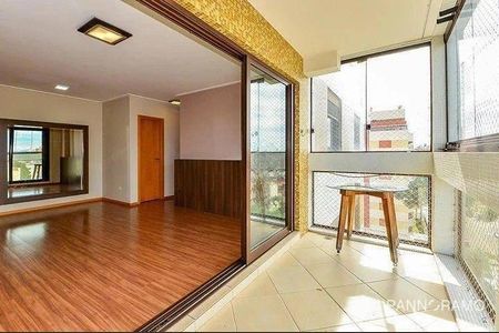 8_photo/94dce37e5d.092c680eb5162aa2-ATLAS-4c9cf45d-cc36-4daf-a7f5-338562a02d16.jpg de apartamento à venda com 4 quartos, 190m² em Água Verde, Curitiba