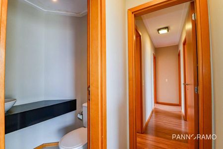 11_photo/94dce37e5d.092c680eb5162aa2-ATLAS-5a6987f2-becc-44ae-a7d0-d2b8eb5a0a2a.jpg de apartamento à venda com 4 quartos, 190m² em Água Verde, Curitiba