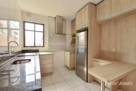 12_photo/94dce37e5d.092c680eb5162aa2-ATLAS-62b505b7-938d-4864-aa7b-c16e815b32b8.jpg de apartamento à venda com 4 quartos, 190m² em Água Verde, Curitiba