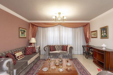 4_photo/94dce37e5f.48d762983a57b806-ATLAS-42159e3a-896c-48c4-be21-9eb86d6c3d4a.jpg de casa à venda com 3 quartos, 185m² em Água Verde, Curitiba