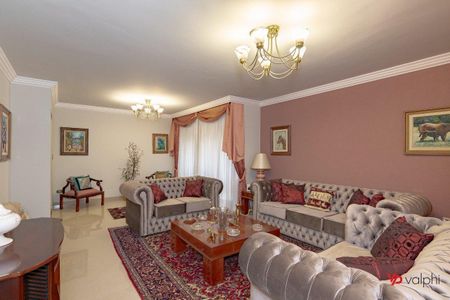 5_photo/94dce37e5f.48d762983a57b806-ATLAS-5343000c-83df-42d4-afd0-bd7fc94e8ebc.jpg de casa à venda com 3 quartos, 185m² em Água Verde, Curitiba