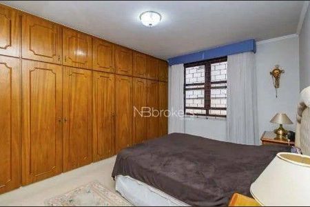 25_photo/94dce37e5f.48d762983a57b806-ATLAS-a88a61aa-0e30-42d4-95b4-e5fde3298b3f.jpg de casa à venda com 3 quartos, 185m² em Água Verde, Curitiba