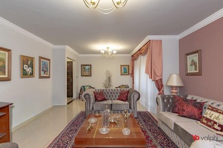 6_photo/94dce37e5f.48d762983a57b806-ATLAS-e73f5b73-ced0-41df-9186-c66e27e3f9f2.jpg de casa à venda com 3 quartos, 185m² em Água Verde, Curitiba