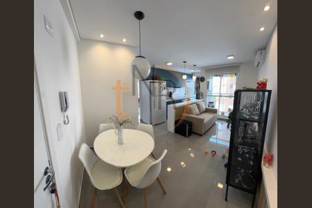 4_photo/94dce37e87.6ee1e5bb0a03f9fb-ATLAS-59dd260c-d30a-459a-af0e-4f0b137d28db.jpg de apartamento à venda com 2 quartos, 50m² em Água Verde, Curitiba