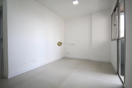 18_photo/94dce37ea7.cd0e1b8ac142a368-ATLAS-e05c6440-8538-4d41-a21d-8c415a90a8e1.jpg de apartamento à venda com 3 quartos, 104m² em Água Verde, Curitiba