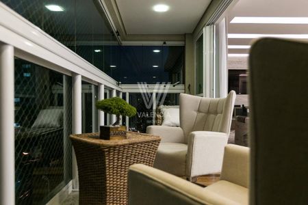 1_photo/94dce37ec5.c1dc00249eefaead-ATLAS-14491bbf-c6d7-4dc6-bc90-e2ae01b3f490.jpg de apartamento à venda com 3 quartos, 173m² em Vila Izabel, Curitiba