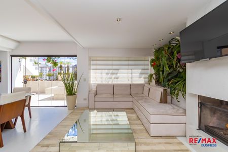 4_photo/94dce37ec9.f31f4fb75048700d-ATLAS-55f97254-022e-4244-bb7d-bbb60cdfbc32.jpg de apartamento à venda com 4 quartos, 291m² em Água Verde, Curitiba