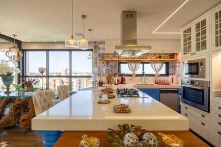 3_photo/94dce37ee9.b11d2c5b635c8ec8-ATLAS-5bf19869-faac-4dca-b6e1-c452575ba54e.jpg de apartamento à venda com 3 quartos, 145m² em Água Verde, Curitiba