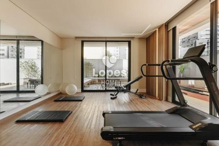 17_photo/94dce37ee9.bb2cfda027800a9a-ATLAS-0b9fd486-d9b6-4f59-9ceb-3c240132bbf5.jpg de apartamento à venda com 4 quartos, 259m² em Água Verde, Curitiba