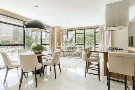 7_photo/94dce37ee9.bb2cfda027800a9a-ATLAS-cd80ed5a-882d-4a6e-a647-63cc19e7f956.jpg de apartamento à venda com 4 quartos, 259m² em Água Verde, Curitiba