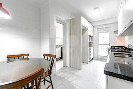 4_photo/94dce37f15.04af7fc2355c33fa-ATLAS-a3b2df5d-10df-4c6c-9439-6a8b4b066dfe.jpg de apartamento à venda com 3 quartos, 120m² em Água Verde, Curitiba