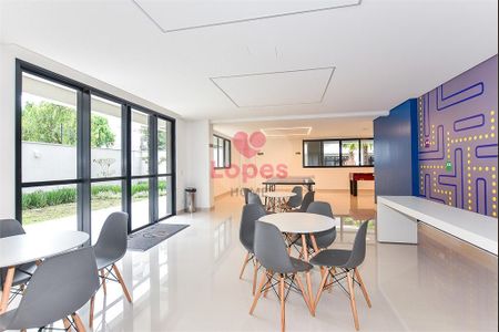 8_photo/94dce37f31.8406d85b1cc03178-ATLAS-22fa3414-379b-4f8e-91b3-fbfa5cb0edcb.jpg de apartamento à venda com 2 quartos, 80m² em Vila Izabel, Curitiba