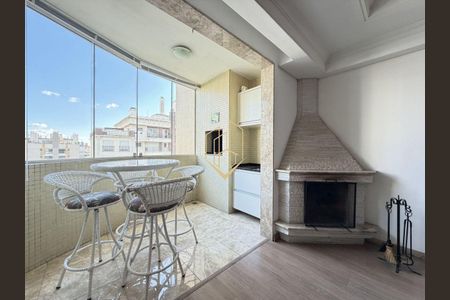 4_photo/94dce37f55.2bd6c31d73845aaa-ATLAS-da554c4e-8bbb-4ced-9c40-dca77cc6f9b5.jpg de apartamento à venda com 3 quartos, 106m² em Vila Izabel, Curitiba