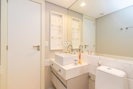 27_photo/94dce37f6f.04cd2139f0efbdfe-ATLAS-0e8cba6b-bd6d-4481-ad0b-9c1c61c198e5.jpg de apartamento à venda com 2 quartos, 120m² em Água Verde, Curitiba