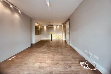 3_photo/94dce37f6f.7954feb32d1ae247-ATLAS-34d9bd7e-d2cc-4e05-af62-041258658463.jpg de apartamento para alugar com 3 quartos, 120m² em Água Verde, Curitiba