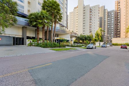 10_photo/94dce37f6f.7954feb32d1ae247-ATLAS-4a00b0f4-529f-46e6-ba56-e0e64c2a23be.jpg de apartamento para alugar com 2 quartos, 78m² em Água Verde, Curitiba