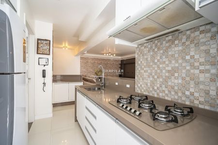 14_photo/94dce37f6f.ffbac4d739fca716-ATLAS-0fd063b9-ca44-4432-b00d-c8abd3221a6a.jpg de apartamento à venda com 3 quartos, 120m² em Água Verde, Curitiba