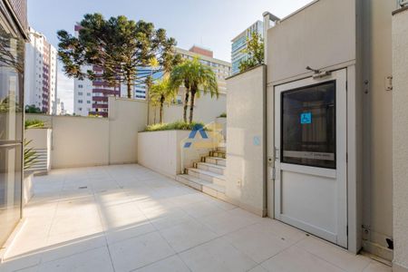 44_photo/94dce37f71.1aa5b8f538f3adaf-ATLAS-7f1733a7-bdb6-4fe2-b9d1-d065f225e344.jpg de apartamento à venda com 3 quartos, 120m² em Água Verde, Curitiba