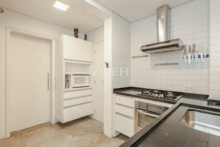 15_photo/94dce37f79.3c4e2514193b1f4a-ATLAS-a45a9499-ecec-4935-9df6-3852872e26e5.jpg de apartamento à venda com 2 quartos, 145m² em Água Verde, Curitiba