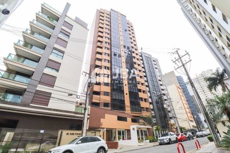 6_photo/94dce37f79.7a69ff73eb43ff8d-ATLAS-b8dc6484-d4fb-4648-bfc9-6c16d165a195.jpg de apartamento à venda com 3 quartos, 145m² em Água Verde, Curitiba