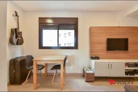 10_photo/94dce37f83.207ac3ff09217a7b-ATLAS-42480fa5-6a51-4b52-a851-23933fbf976d.jpg de apartamento à venda com 1 quarto, 33m² em Água Verde, Curitiba