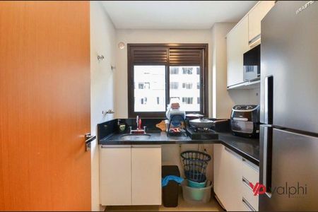 3_photo/94dce37f83.6a1d27a442db190c-ATLAS-3d5f79d1-5023-48d0-842e-d41c4dff8c03.jpg de apartamento à venda com 1 quarto, 33m² em Água Verde, Curitiba