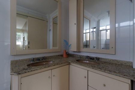 15_photo/94dce37fb5.10655cb5bd00a8f7-ATLAS-71feeedd-98ad-4e6c-abb6-fd506e92cdff.jpg de apartamento para alugar com 3 quartos, 120m² em Água Verde, Curitiba