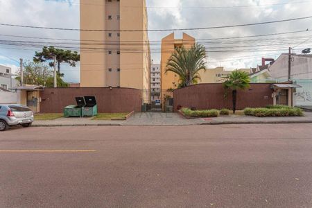 2_photo/94dce37fd7.7171de88397f5814-ATLAS-12aa970b-2d14-4cb5-a55b-dc256d84311e.jpg de apartamento para alugar com 2 quartos, 43m² em Água Verde, Curitiba