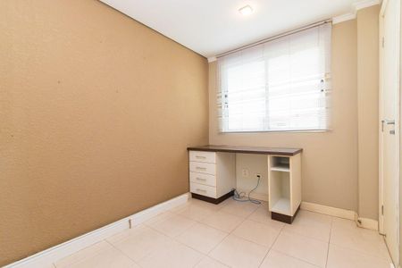 26_photo/94dce3800d.2f15d505e37c7ac5-ATLAS-edae9c65-36aa-4e04-8cac-a7e938f7825e.jpg de apartamento à venda com 3 quartos, 140m² em Água Verde, Curitiba