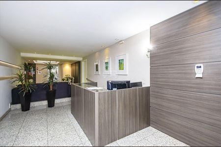 29_photo/94dce38015.927d14d2441f1c34-ATLAS-bbff9476-e3c1-4615-a59d-cdd82c4b2383.jpg de apartamento à venda com 3 quartos, 191m² em Água Verde, Curitiba