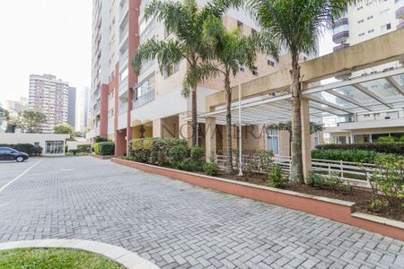 23_photo/94dce3802b.28f6ec5d72603be5-ATLAS-e8d3359d-02bd-47c2-8cad-5eea55d726f9.jpg de apartamento à venda com 2 quartos, 73m² em Água Verde, Curitiba