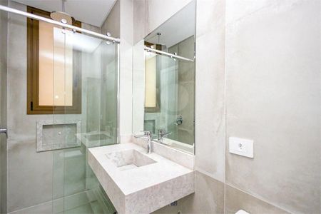 12_photo/94dce38041.aafc750051720c32-ATLAS-39fcb48b-bbc2-497e-8ac2-9fe6b15502ce.jpg de apartamento à venda com 3 quartos, 270m² em Água Verde, Curitiba